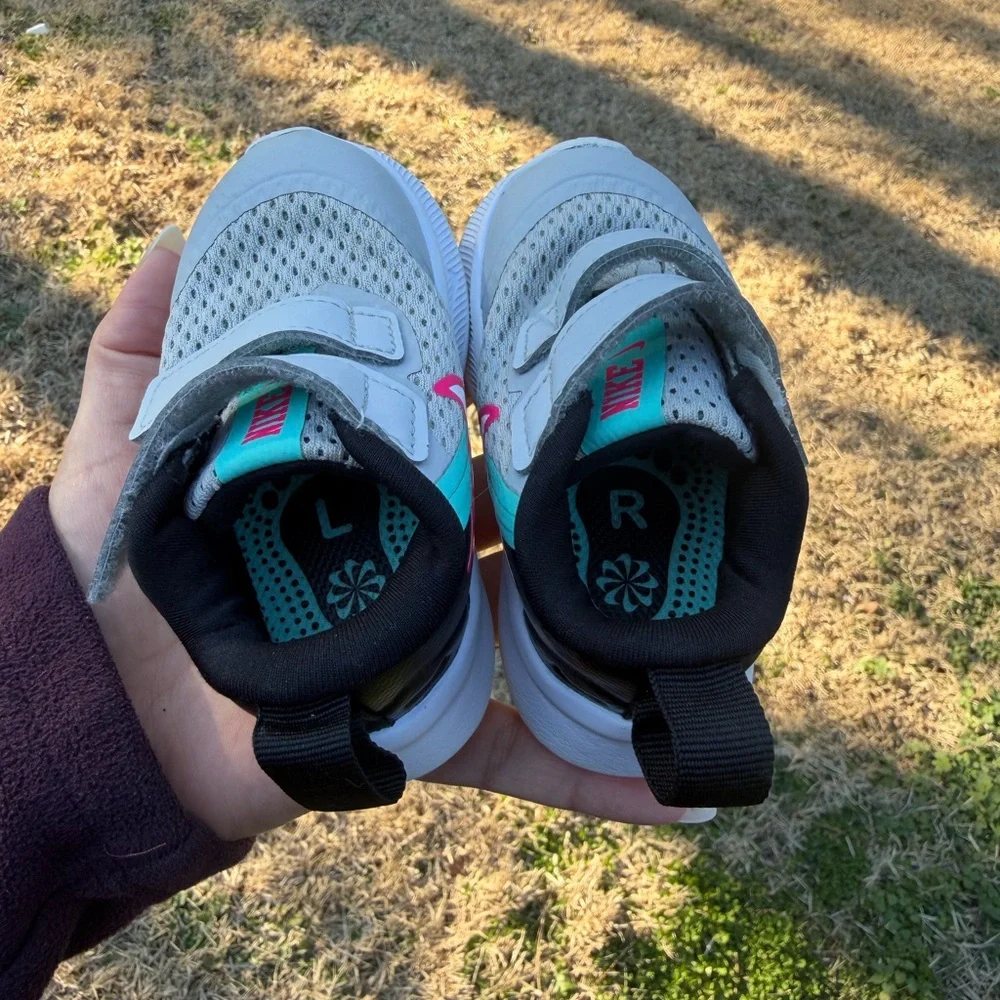 Nike Flex Runner Toddler Sneakers